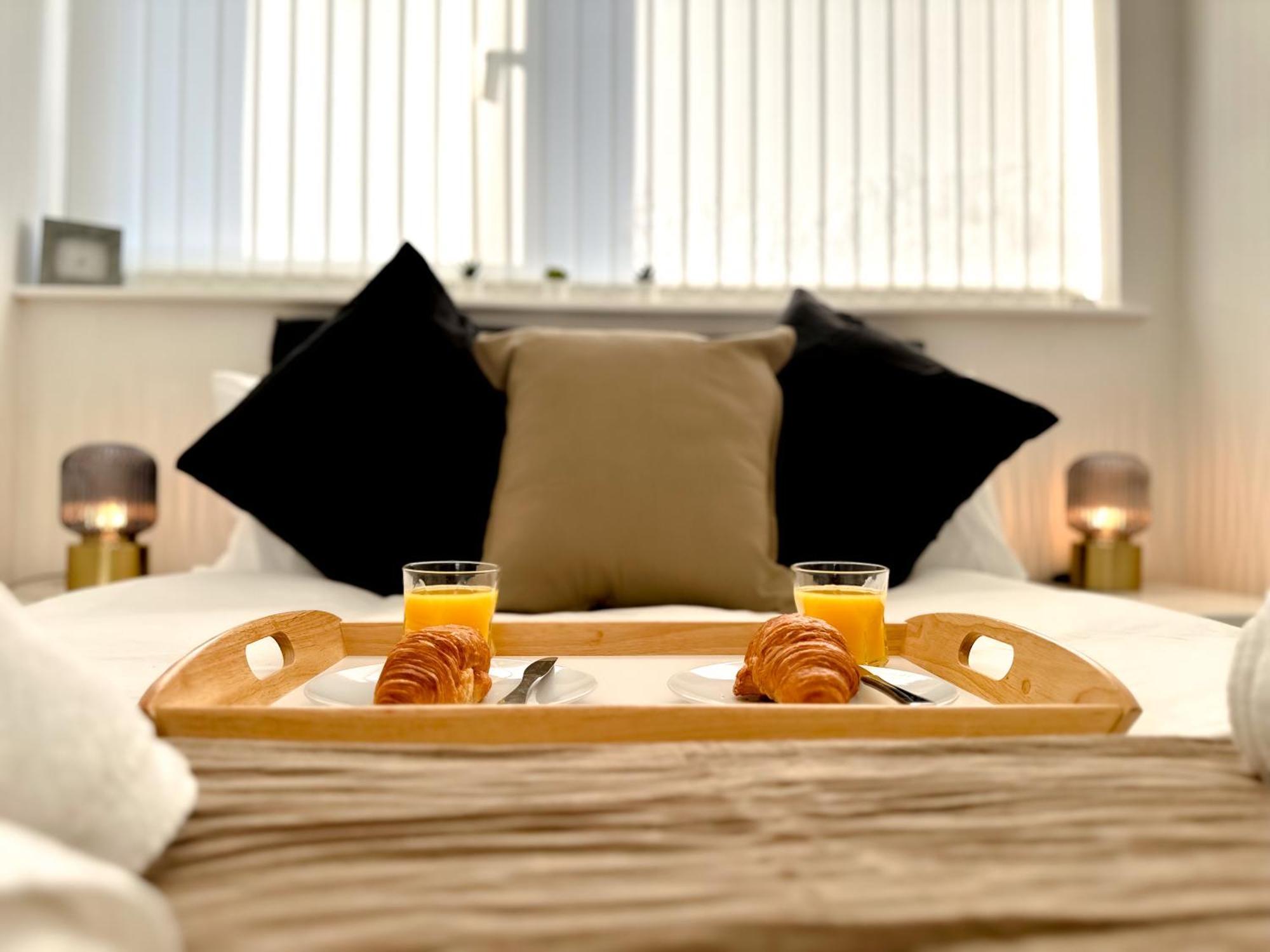 Contemporary And Cosy Birmingham Apartment- Free Parking & Wi-Fi Bagian luar foto